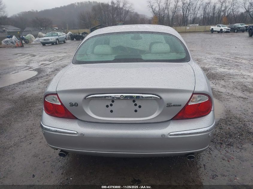 2002 Jaguar S-Type 3.0L V6 VIN: SAJDA01N72FM35298 Lot: 43793880
