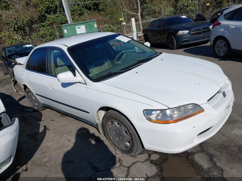 2000 Honda Accord 2.3 Lx VIN: 1HGCG6653YA081002 Lot: 43793970