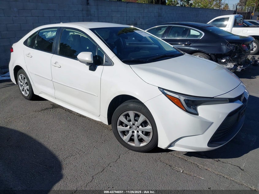 TOYOTA COROLLA HYBRID LE