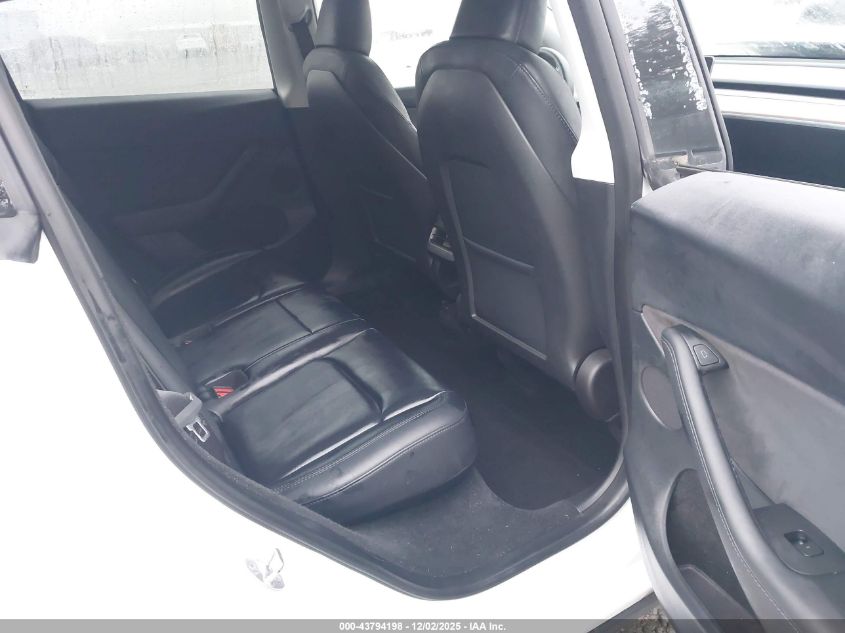 2023 Tesla Model Y Awd/Long Range Dual Motor All-Wheel Drive VIN: 7SAYGDEE7PF684988 Lot: 43794198