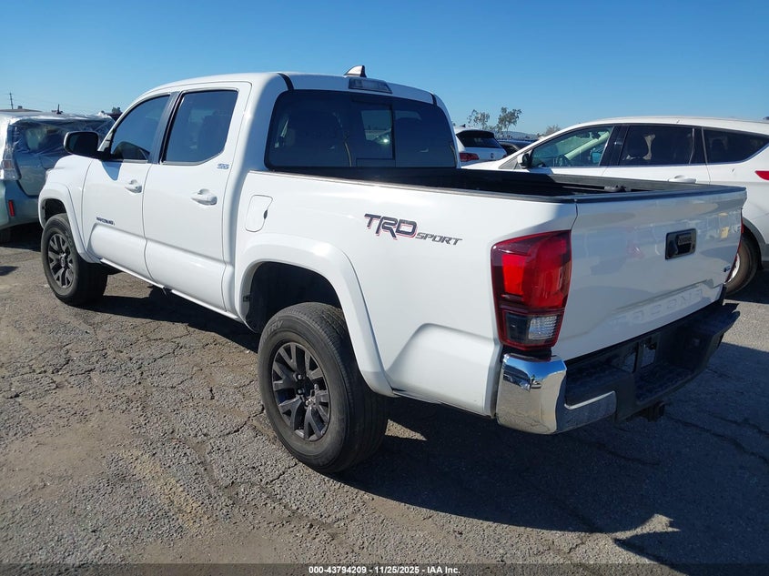 3TMAZ5CNXNM184608 2022 TOYOTA TACOMA photo no. 3