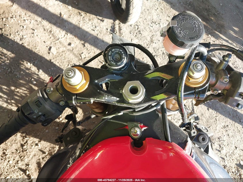 2005 Kawasaki Zx636 C1 VIN: JKBZXJC165A012447 Lot: 43794227