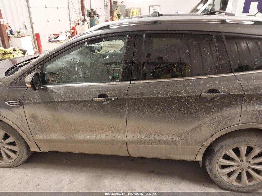 2017 Ford Escape Titanium VIN: 1FMCU9J90HUA27525 Lot: 43794247