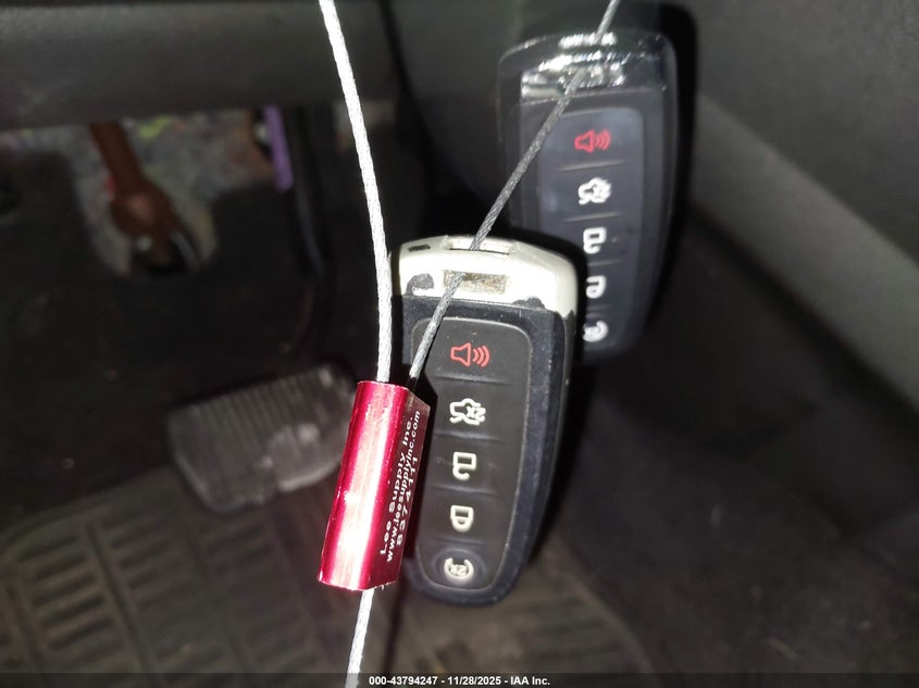 2017 Ford Escape Titanium VIN: 1FMCU9J90HUA27525 Lot: 43794247