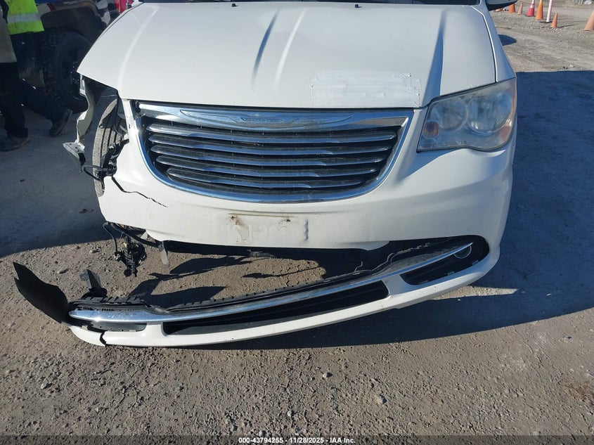 2013 Chrysler Town & Country Touring VIN: 2C4RC1BG6DR720249 Lot: 43794255