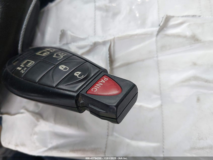 2013 Chrysler Town & Country Touring VIN: 2C4RC1BG6DR720249 Lot: 43794255