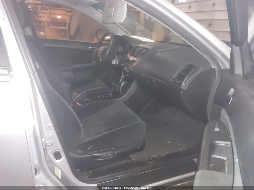 1HGCM56467A050366 2007 HONDA ACCORD photo no. 5