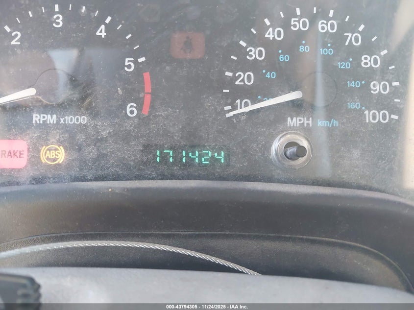 1999 Jeep Wrangler Sahara VIN: 1J4FY49S2XP447164 Lot: 43794305