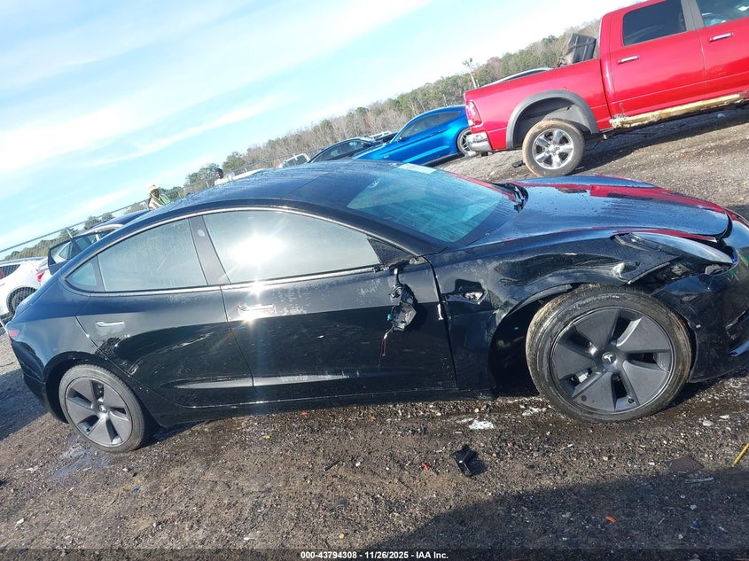 2021 Tesla Model 3 Long Range Dual Motor All-Wheel Drive VIN: 5YJ3E1EB9MF992158 Lot: 43794308