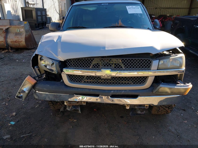 2005 Chevrolet Silverado 1500 Z71 VIN: 2GCEK13T551119332 Lot: 43794310