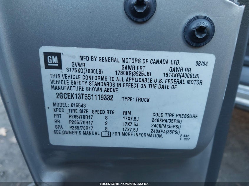 2005 Chevrolet Silverado 1500 Z71 VIN: 2GCEK13T551119332 Lot: 43794310