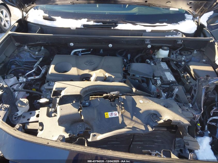 2024 Toyota Rav4 Xle VIN: 2T3P1RFV1RW469092 Lot: 43794328