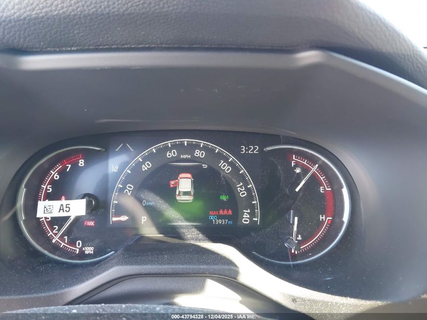 2024 Toyota Rav4 Xle VIN: 2T3P1RFV1RW469092 Lot: 43794328