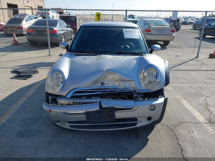 2006 Mini Cooper VIN: WMWRC33536TJ79002 Lot: 43794333