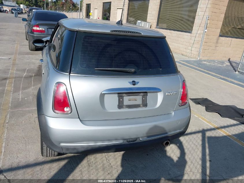 2006 Mini Cooper VIN: WMWRC33536TJ79002 Lot: 43794333