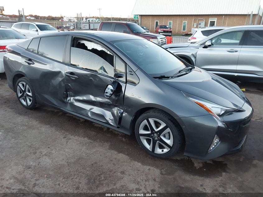 TOYOTA PRIUS FOUR TOURING