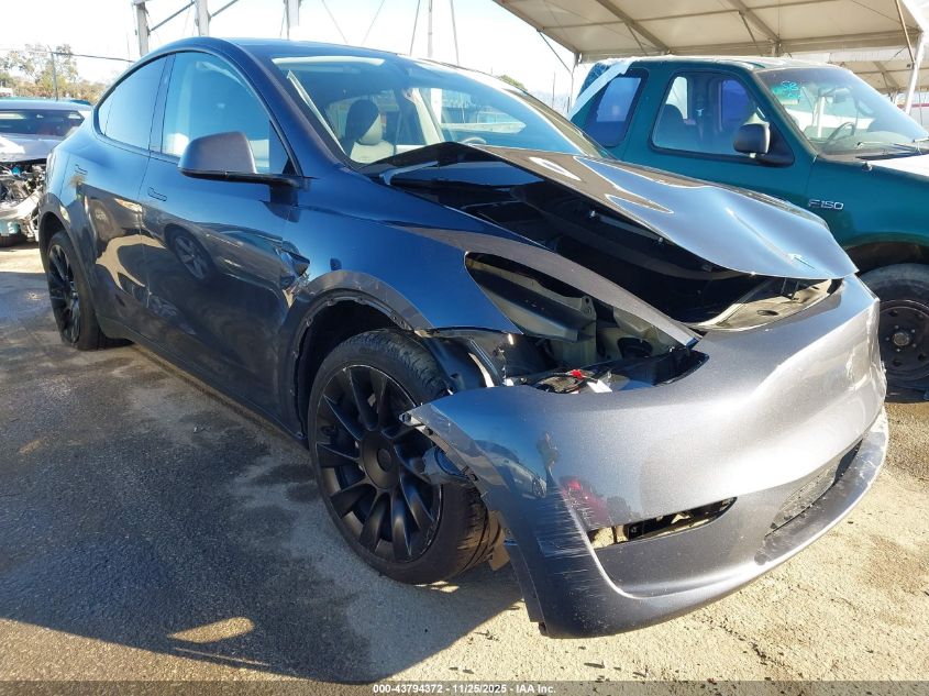 TESLA MODEL Y LONG RANGE DUAL MOTOR ALL-WHEEL DRIVE