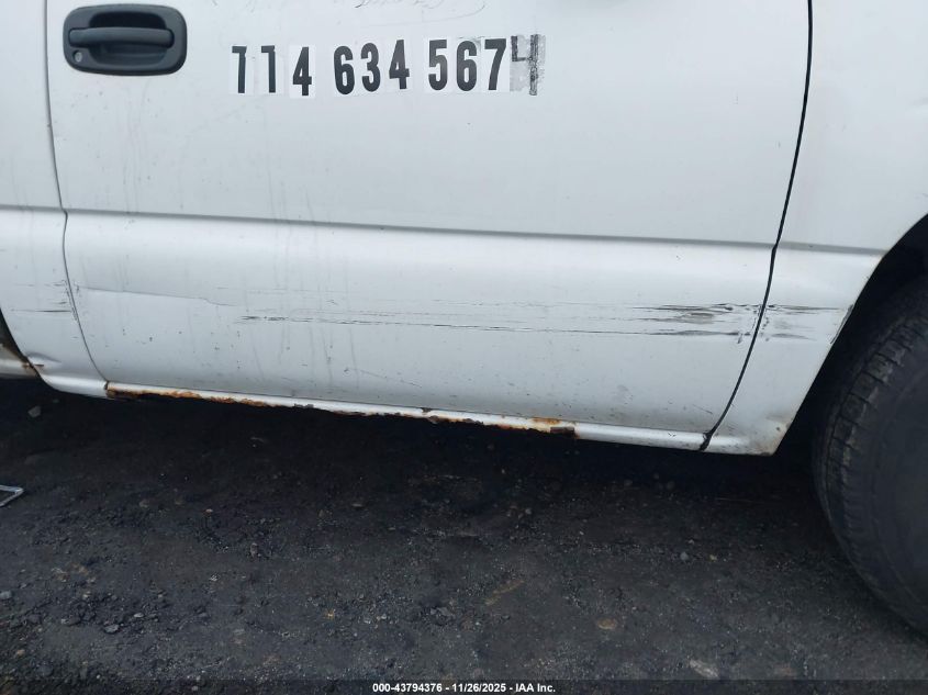 2005 Chevrolet Silverado 1500 Work Truck VIN: 1GCEC14X15Z288558 Lot: 43794376