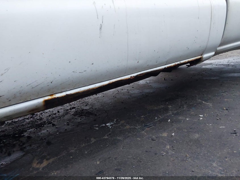 2005 Chevrolet Silverado 1500 Work Truck VIN: 1GCEC14X15Z288558 Lot: 43794376