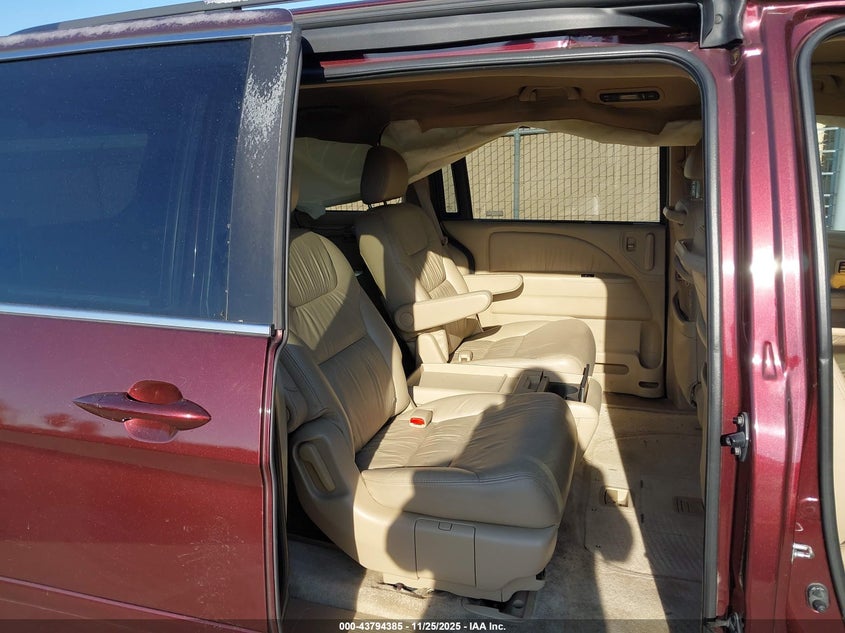 2007 Honda Odyssey Touring VIN: 5FNRL388X7B066836 Lot: 43794385