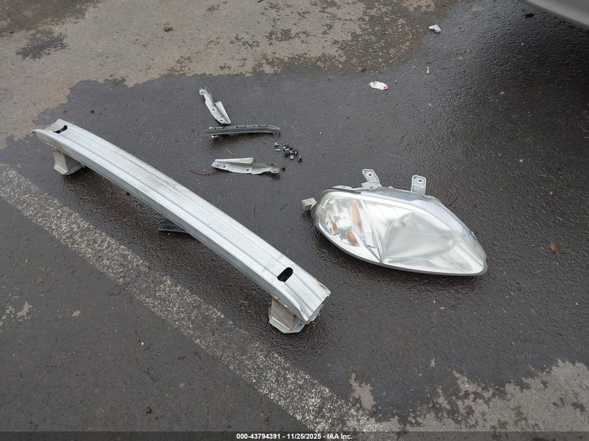 1999 Honda Civic Hx VIN: 1HGEJ7124XL049790 Lot: 43794391