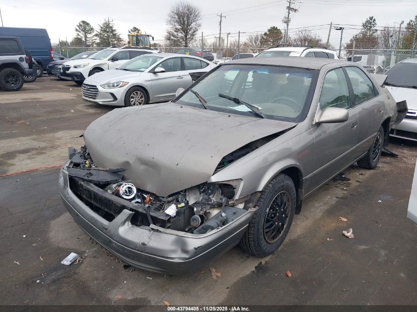 1999 Toyota Camry Le VIN: 4T1BG22KXXU477614 Lot: 43794405