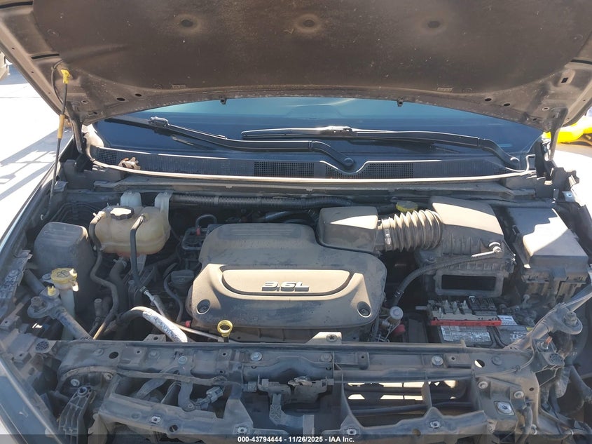 2018 Chrysler Pacifica Touring Plus VIN: 2C4RC1FG5JR263312 Lot: 43794444