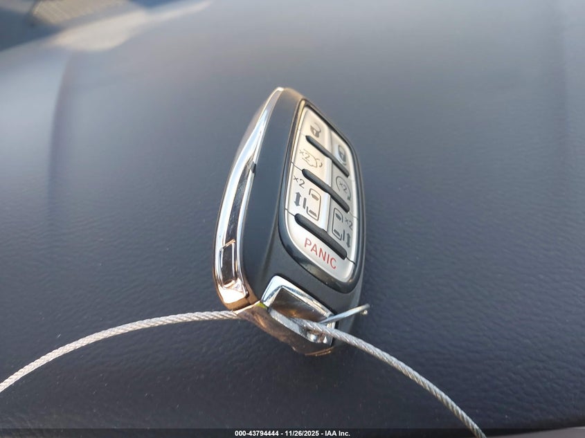 2018 Chrysler Pacifica Touring Plus VIN: 2C4RC1FG5JR263312 Lot: 43794444