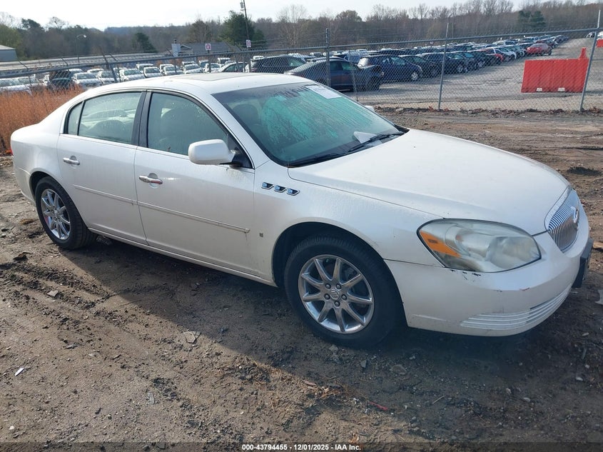 2008 BUICK LUCERNE White VIN: 1G4HD57278U129588
