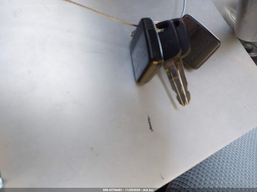 2002 Ford Expedition Xlt VIN: 1FMPU16L22LA62958 Lot: 43794461