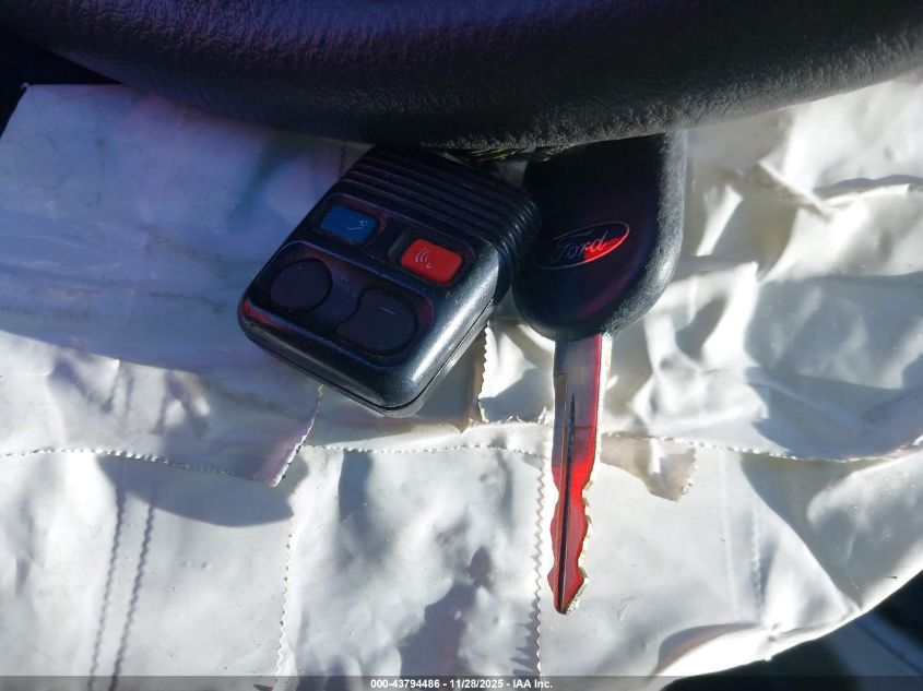 2004 Ford Expedition Nbx/Xlt VIN: 1FMFU16L94LA33567 Lot: 43794486