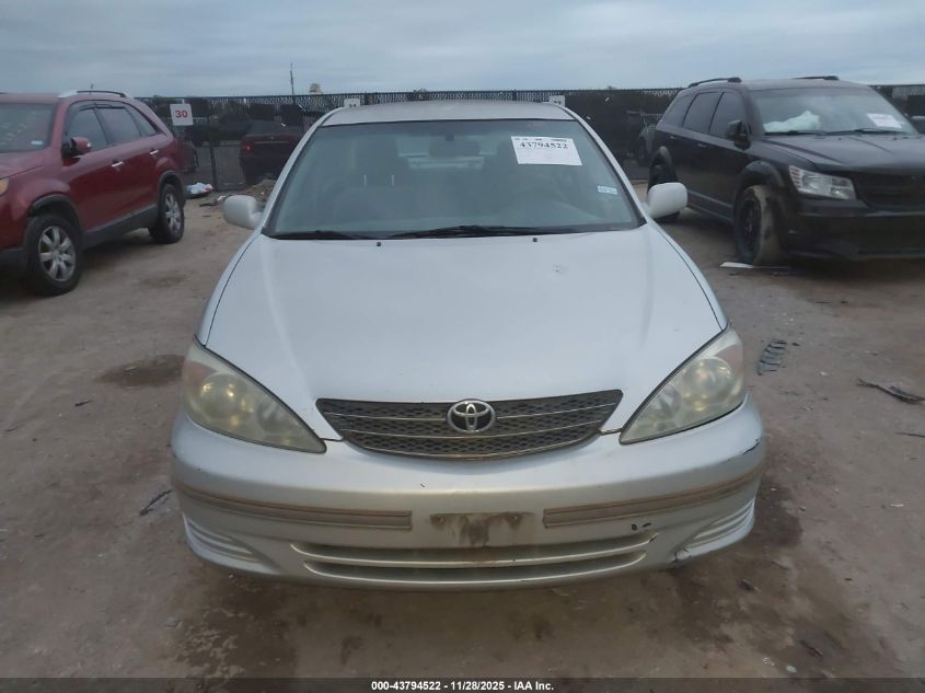 2002 Toyota Camry Le VIN: 4T1BE30K92U637795 Lot: 43794522