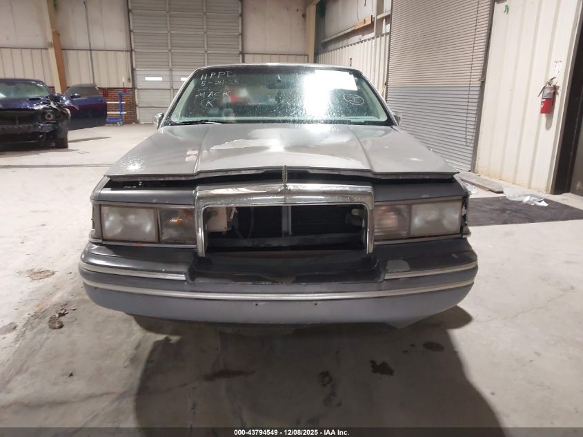 1993 Lincoln Town Car Executive VIN: 1LNLM81W8PY626163 Lot: 43794549