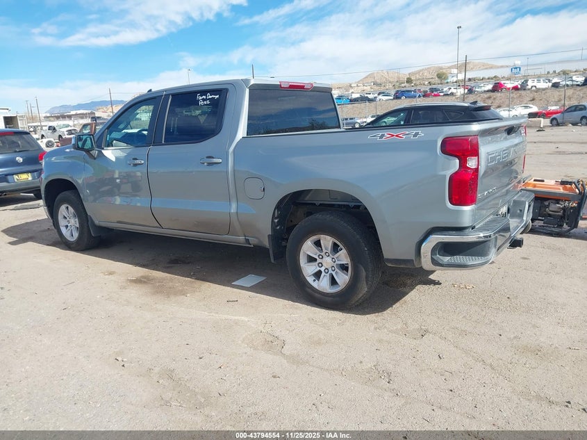1GCUKDED1TZ138998 2026 CHEVROLET SILVERADO photo no. 3