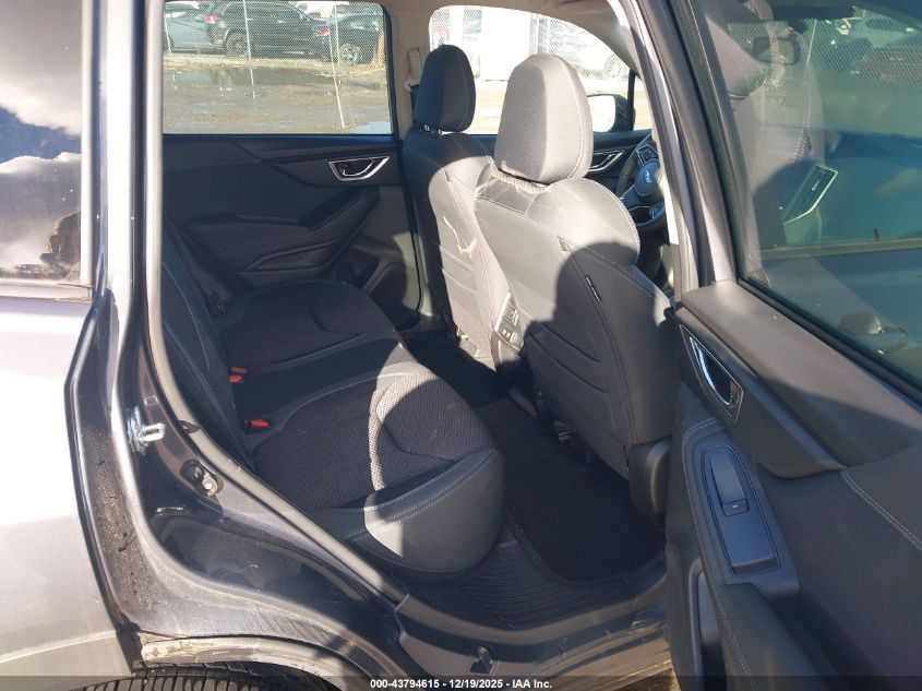 2023 Subaru Forester Premium VIN: JF2SKAEC1PH515792 Lot: 43794615