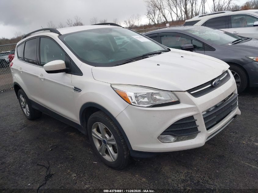 FORD ESCAPE SE
