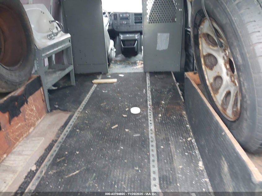 2008 Chevrolet Express Work Van VIN: 1GCFG15X981138949 Lot: 43794665