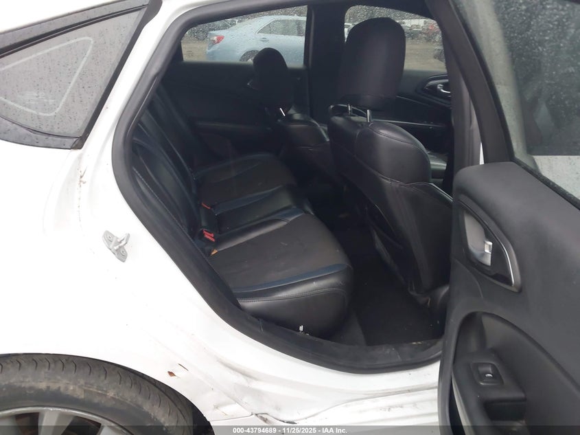 2015 Chrysler 200 S VIN: 1C3CCCBB0FN598479 Lot: 43794689