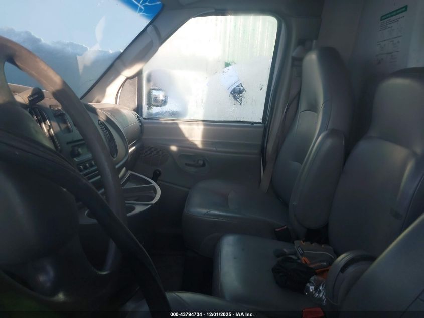 2006 Ford E-450 Cutaway VIN: 1FDXE45S36HA40743 Lot: 43794734