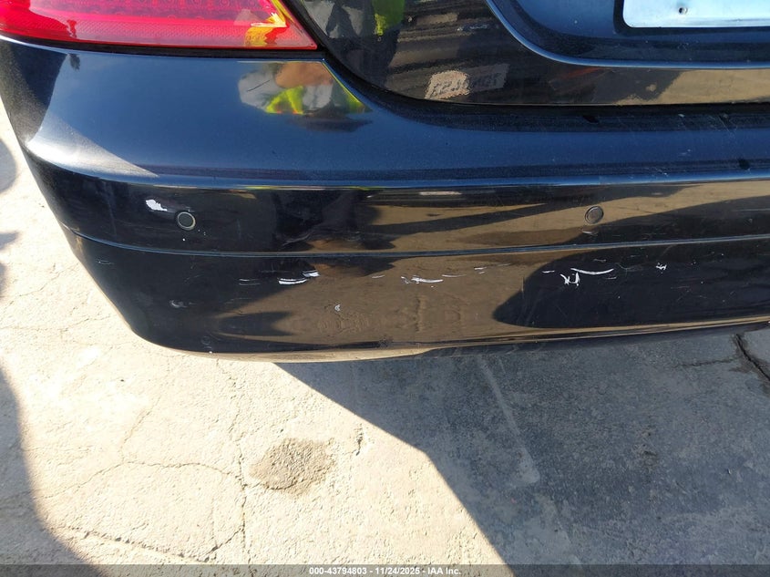 2007 Mercedes-Benz S 550 VIN: WDDNG71X57A092979 Lot: 43794803