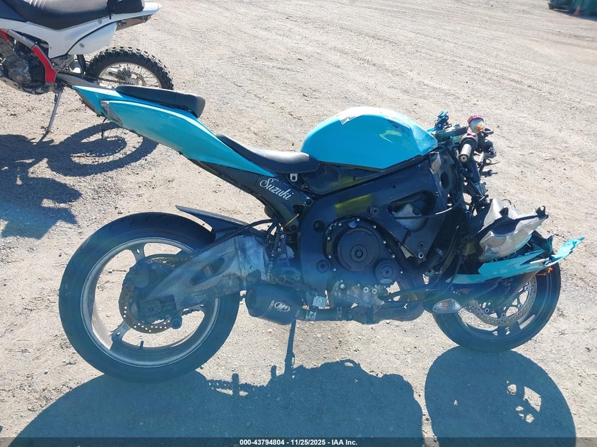2007 Suzuki Gsx-R600 VIN: JS1GN7DA372105944 Lot: 43794804