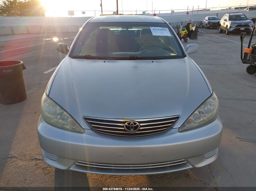 2005 Toyota Camry Std VIN: 4T1BE32KX5U031813 Lot: 43794916
