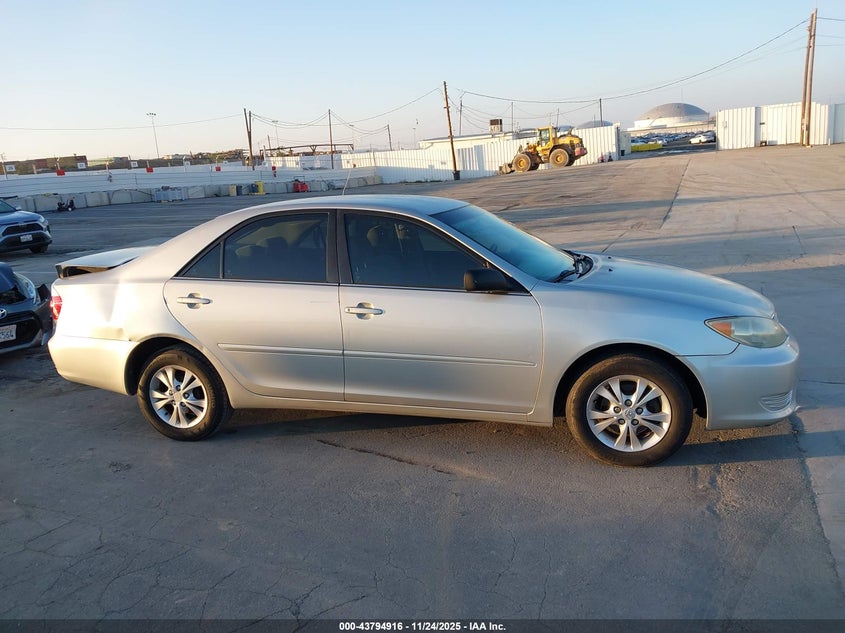 2005 Toyota Camry Std VIN: 4T1BE32KX5U031813 Lot: 43794916