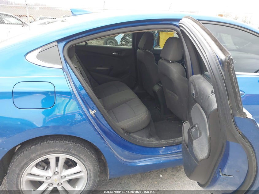 2017 Chevrolet Cruze Lt Auto VIN: 1G1BE5SM5H7176299 Lot: 43794918