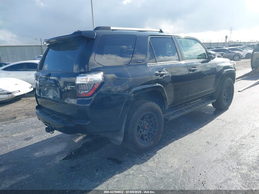 Vin: jtebu5jr5l5795704, lot: 44290379, toyota 4runner sr5 premium 20204