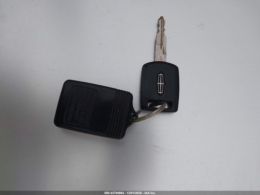 5LMFU28R04LJ05230 2004 LINCOLN NAVIGATOR photo no. 11