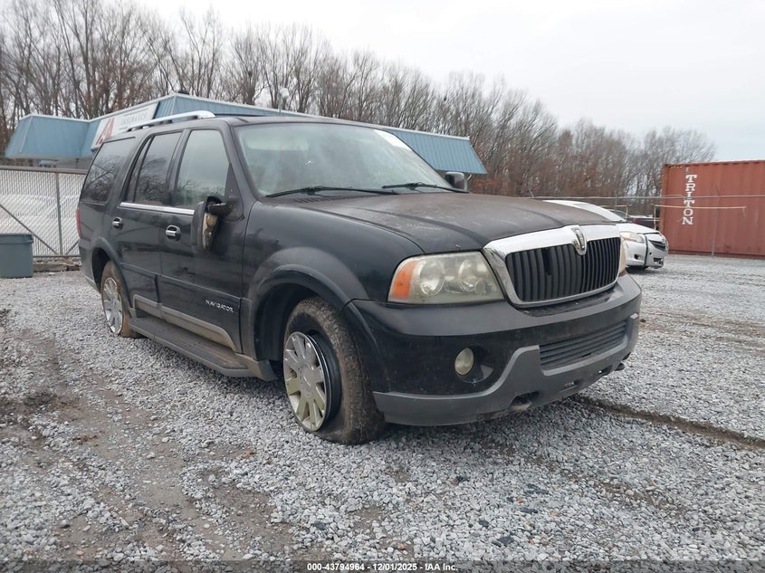 5LMFU28R04LJ05230 2004 Lincoln Navigator auction photo 1