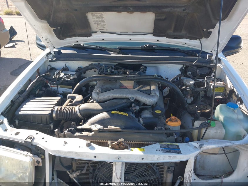 2CNBJ734826919215 2002 CHEVROLET TRACKER photo no. 10