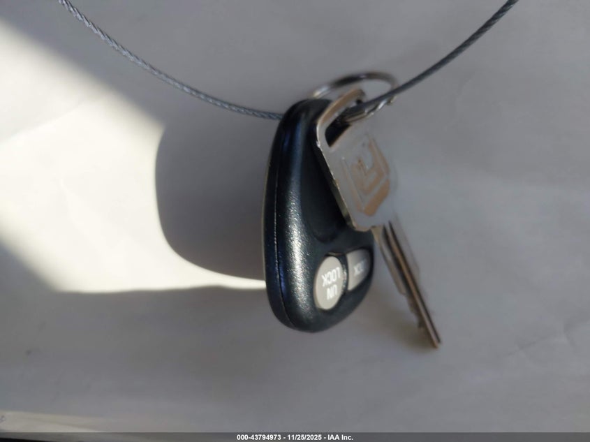 2CNBJ734826919215 2002 CHEVROLET TRACKER photo no. 11