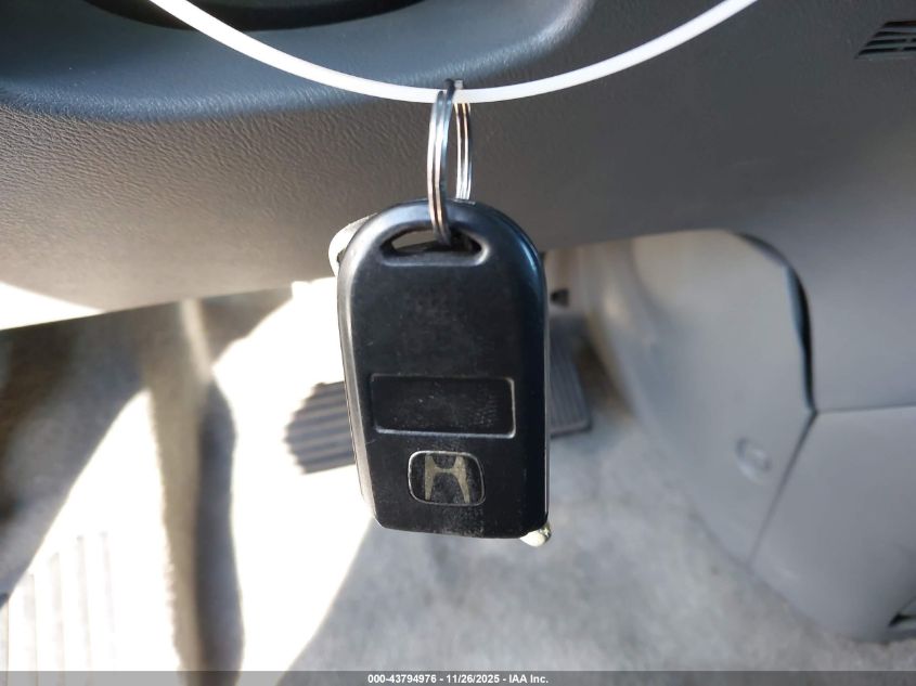 2006 Honda Odyssey Ex-L VIN: 5FNRL38616B085692 Lot: 43794976